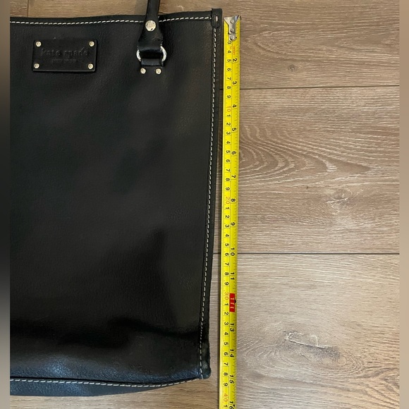 Kate Spade Black Leather Tote ✨HOST PICK✨ - Picture 8 of 10